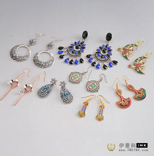 Earrings in custom design news 图1张